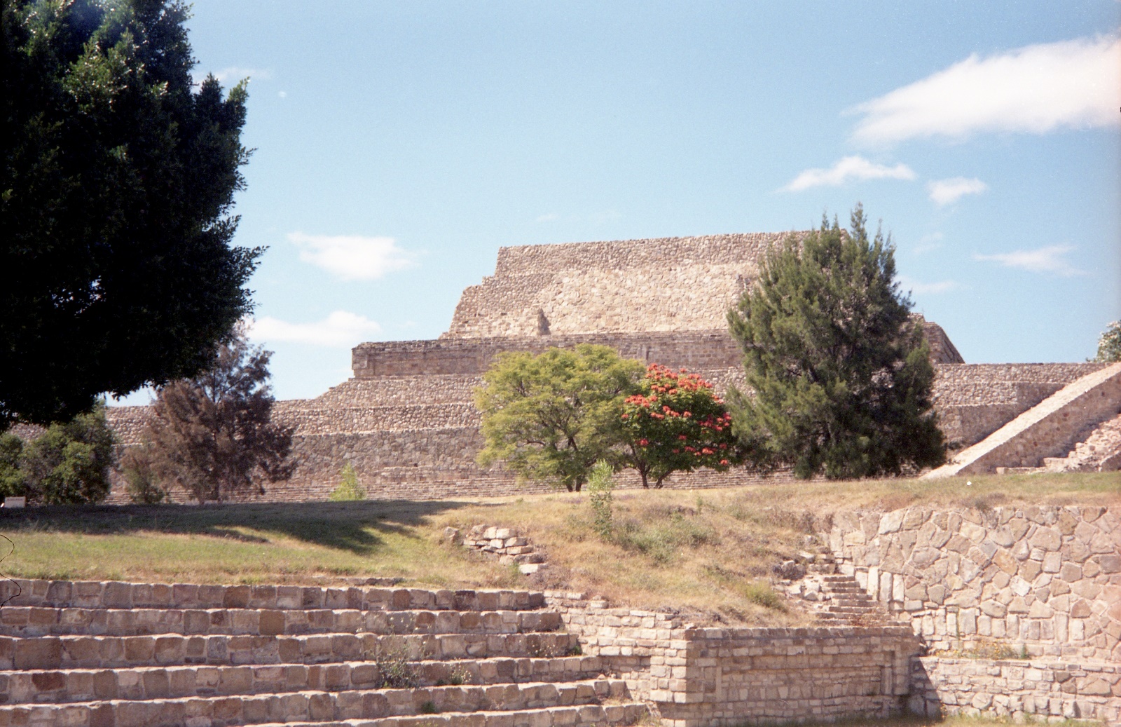 19961114 008   Oaxaca Mont Alban   Mexico Film 05 Fnr 010